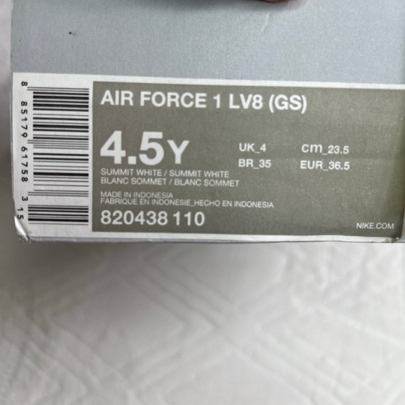 19: Nike Air Force 1 LV8 (GS) - Picture 12 of 12